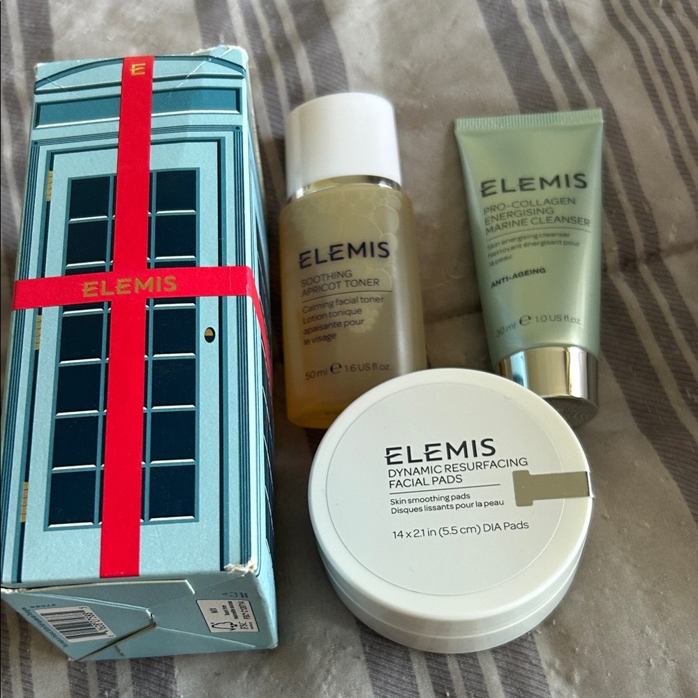 ELEMIS 3 Piece Kit: Dynamic Resurfacing Pads Apricot Toner Pro-Collagen Cleanser